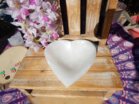 Selenite Heart Bowl, Selenite Bowl Heart, Heart Bowl Selenite, Heart Charging Selenite, Bowl Selenite Heart, Selenite Heart, Charging bowl